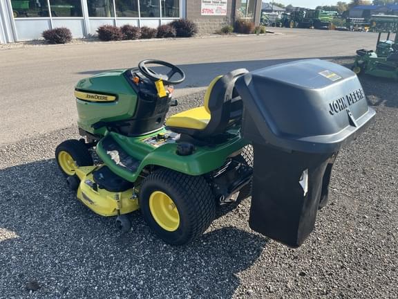 Image of John Deere X320 equipment image 2