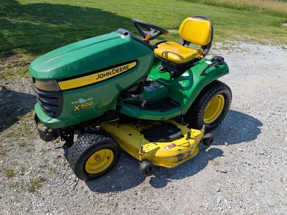 2009 John Deere X500 Equipment Image0