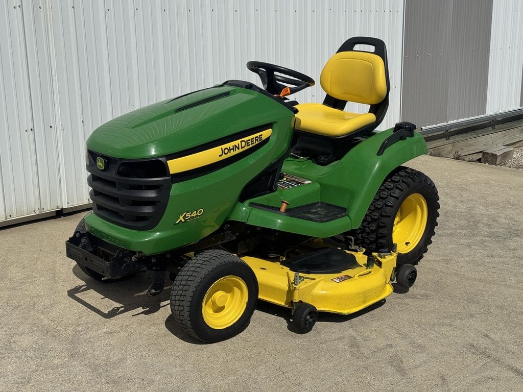 2009 John Deere X540 Equipment Image0