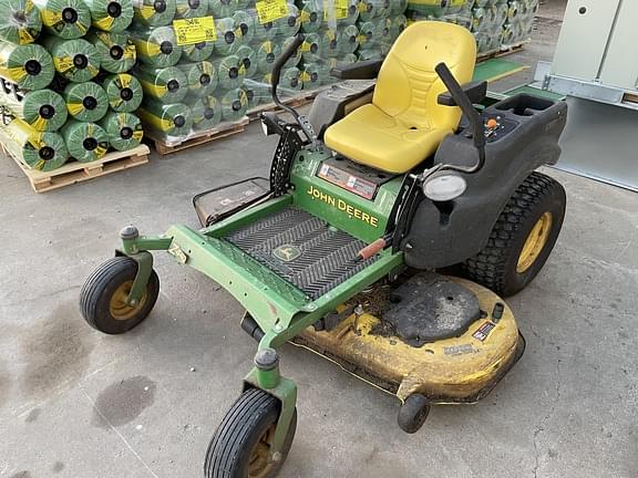 Image of John Deere Z445 equipment image 2