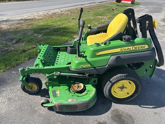 Image of John Deere Z520A equipment image 3