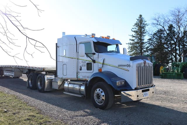 Image of Kenworth T800 equipment image 4