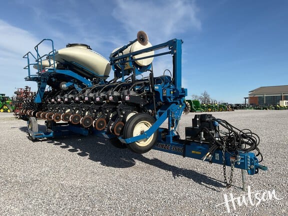 2009 Kinze 3660 Equipment Image0