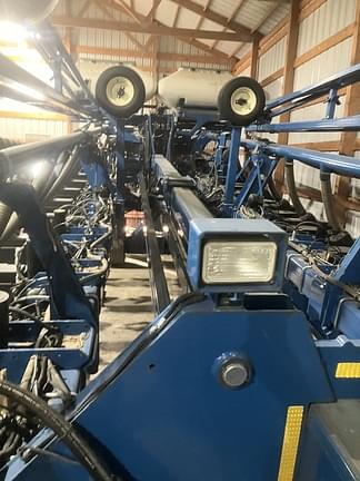 Image of Kinze 3800 equipment image 4