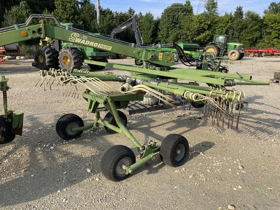 Image of Krone Swadro 710T equipment image 3