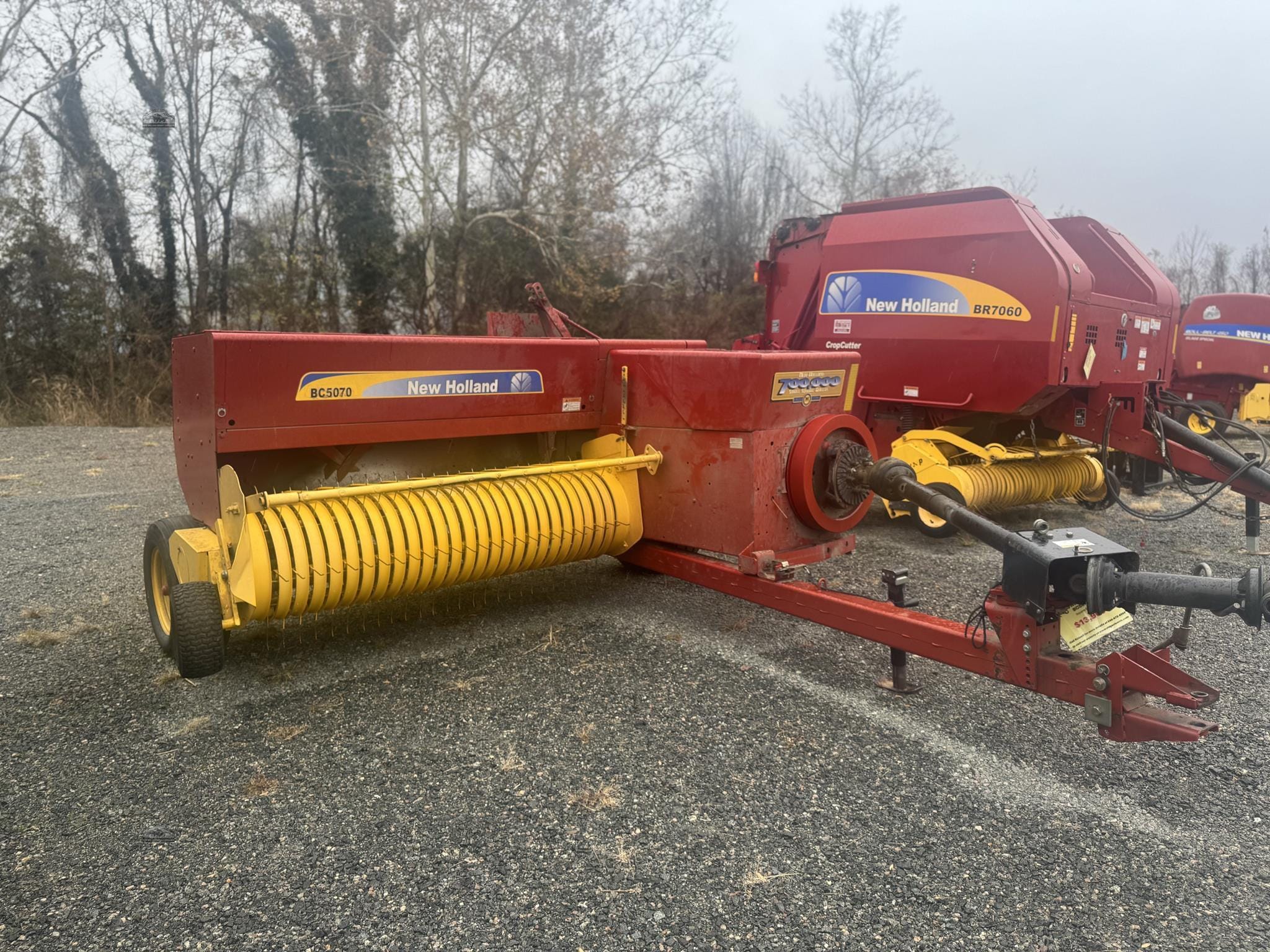 2009 New Holland BC5070 Equipment Image0