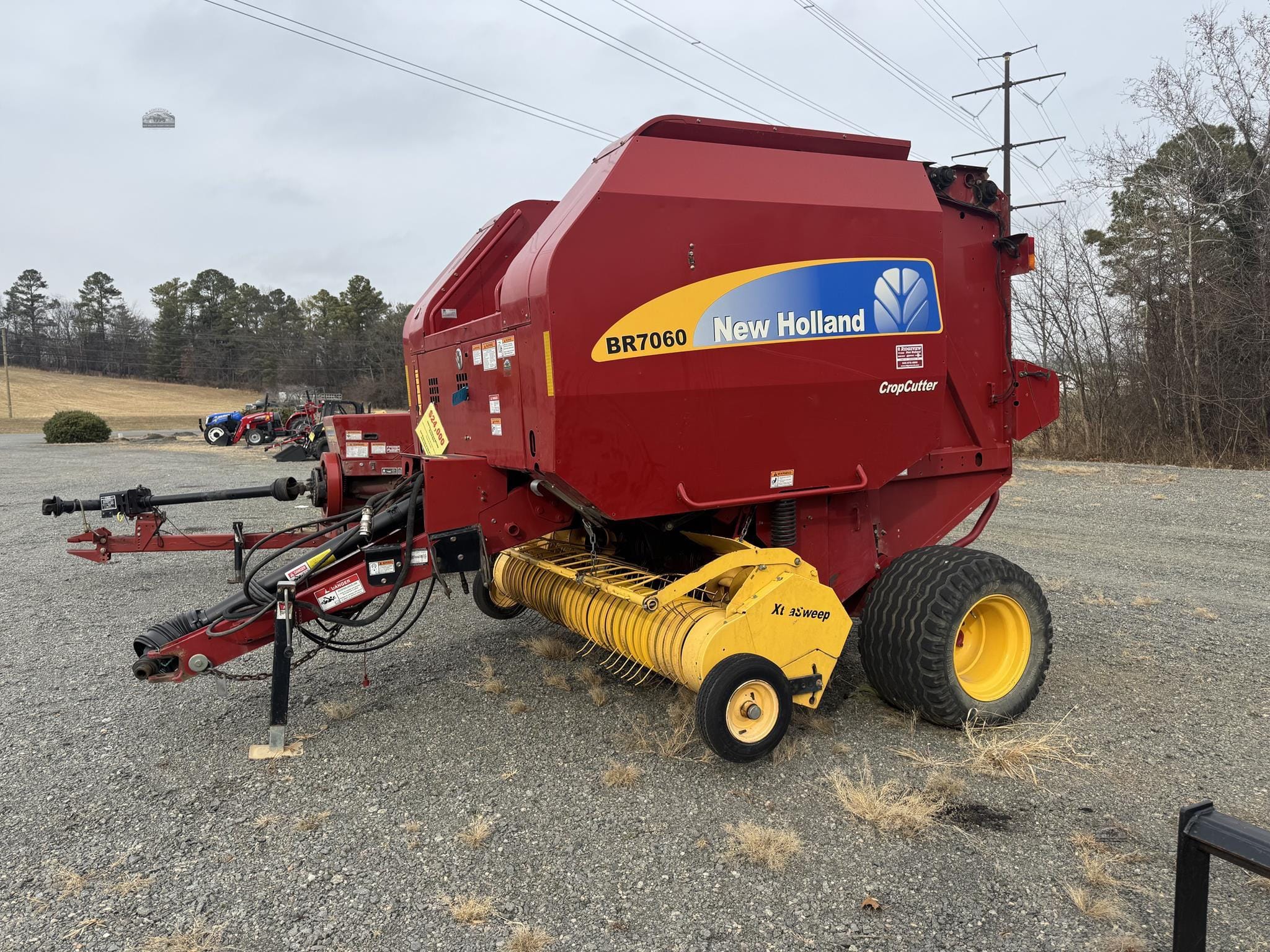 2009 New Holland BR7060 Equipment Image0