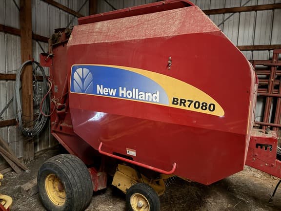 Image of New Holland BR7080 Primary image
