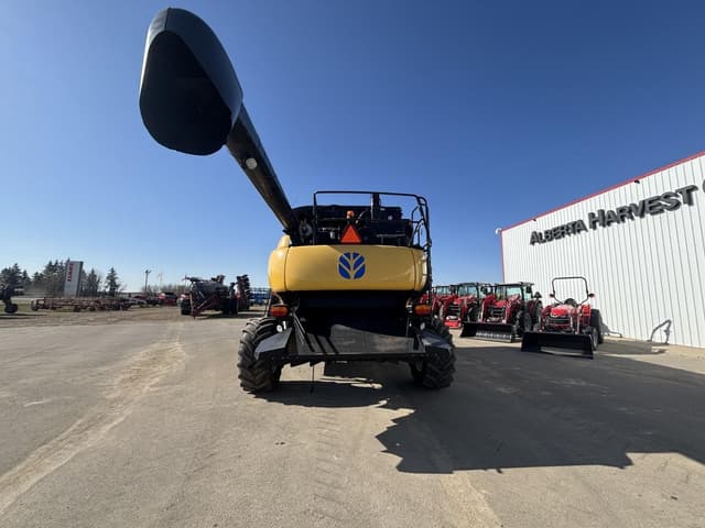 Image of New Holland CR9080 equipment image 3