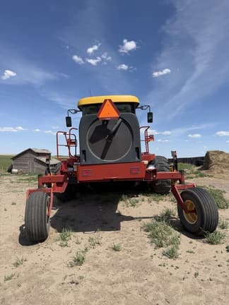 Image of New Holland H8040 equipment image 3