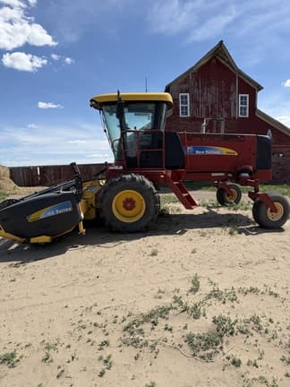 Image of New Holland H8040 equipment image 1