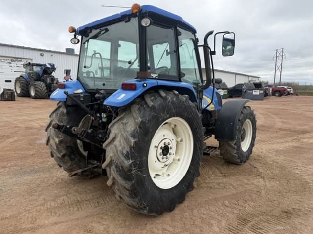 Image of New Holland T5070 equipment image 4