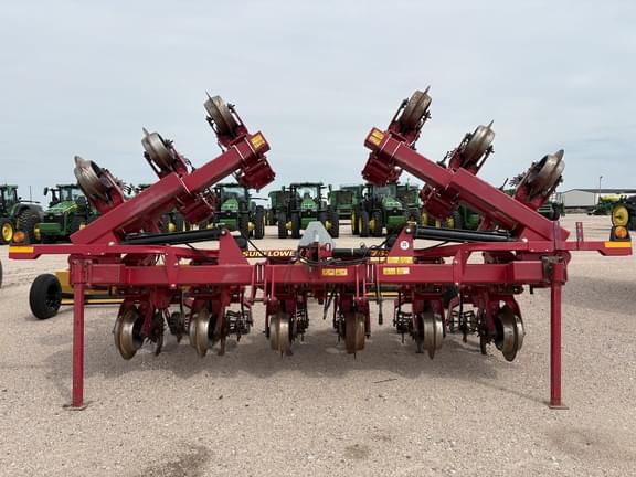 Image of Sunflower 7630  equipment image 1