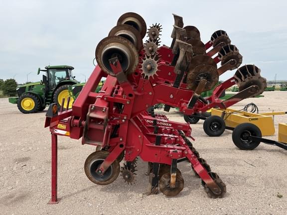 Image of Sunflower 7630  equipment image 3