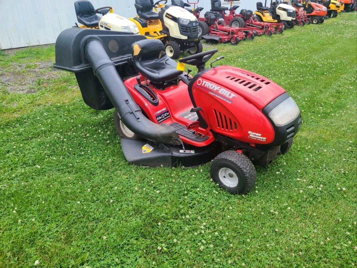 2009 Troy Bilt Super Bronco Equipment Image0