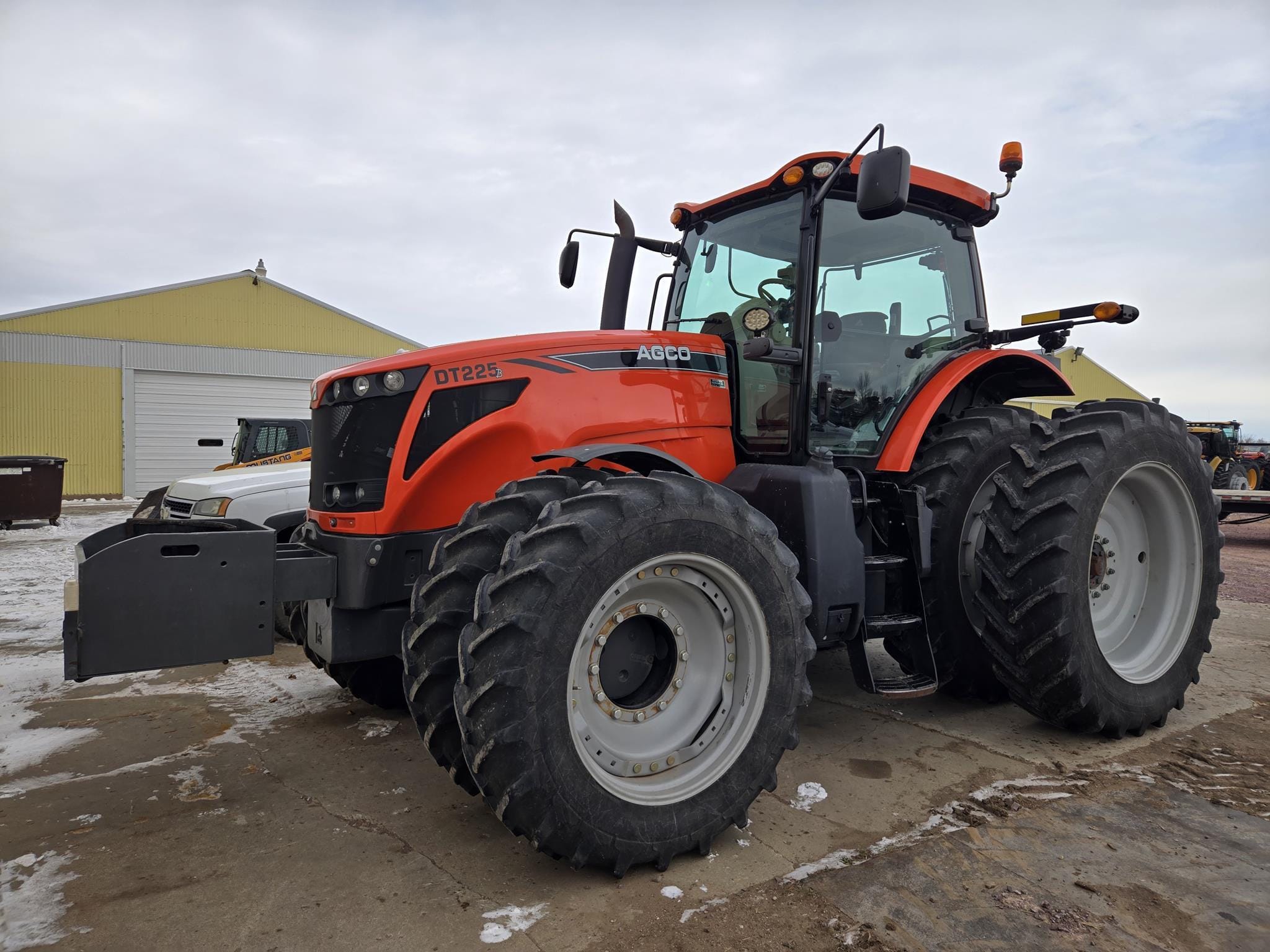 2010 AGCO DT225B Equipment Image0