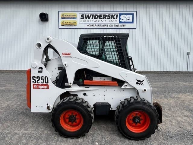 Image of Bobcat S250 equipment image 1