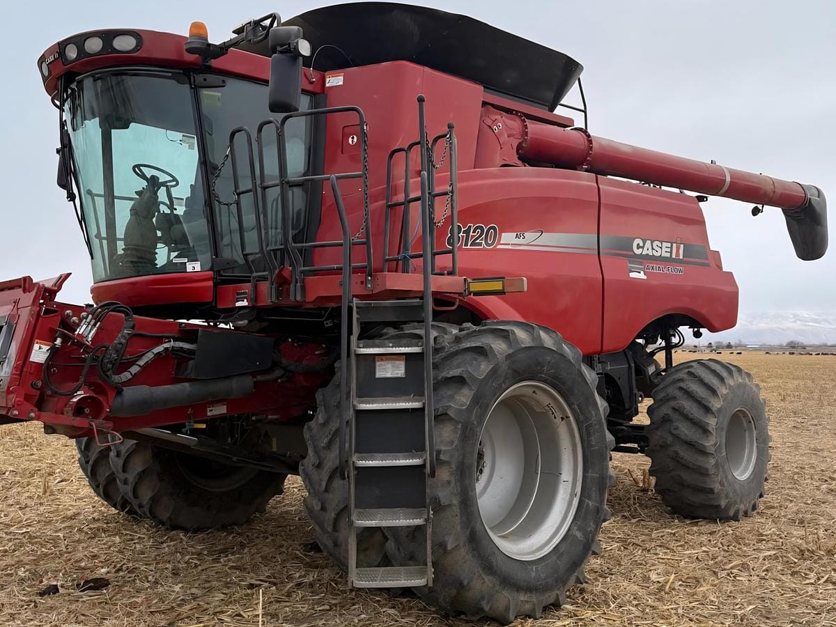 2010 Case IH 8120 Equipment Image0