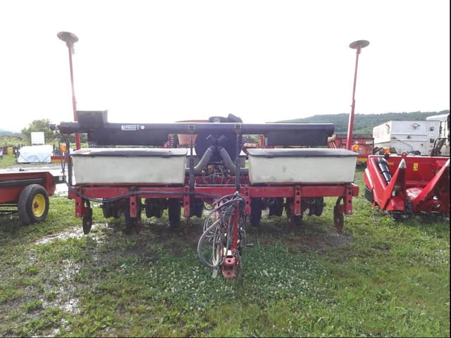 Image of Case IH 1220 equipment image 1