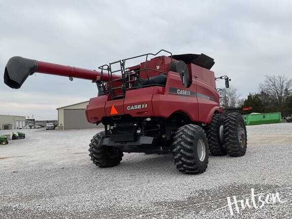 Image of Case IH 8120 equipment image 2