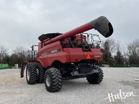 Image of Case IH 8120 equipment image 3