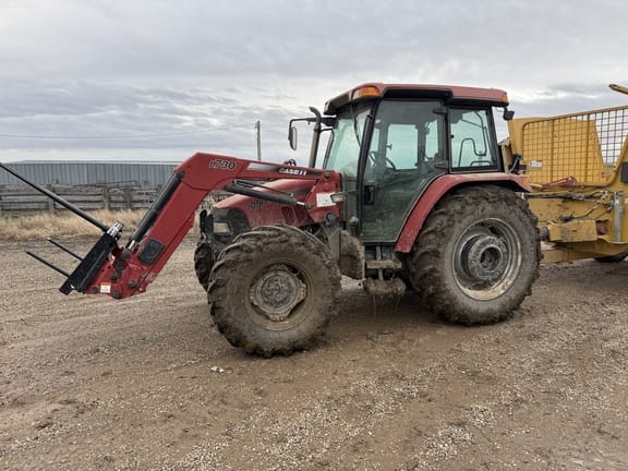 2010 Case IH Farmall 105U Equipment Image0