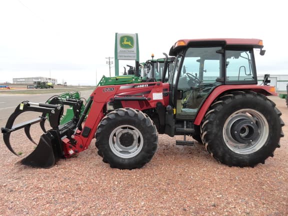 Image of Case IH Farmall 105U equipment image 1
