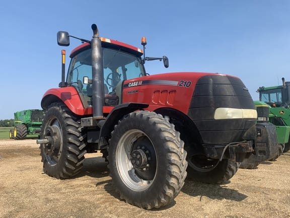 2010 Case IH Magnum 210 Equipment Image0