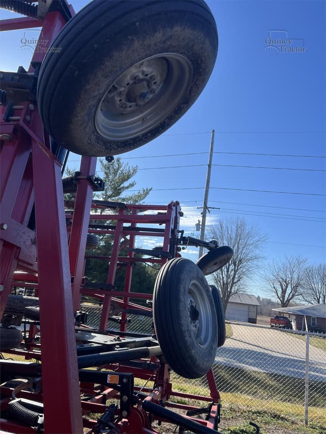 Image of Case IH Tigermate 200 equipment image 4