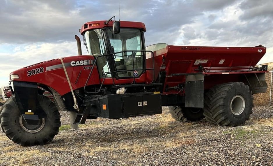 Case IH Titan 3020 Equipment Image0