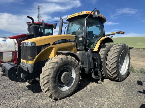 2010 Challenger MT665C Equipment Image0