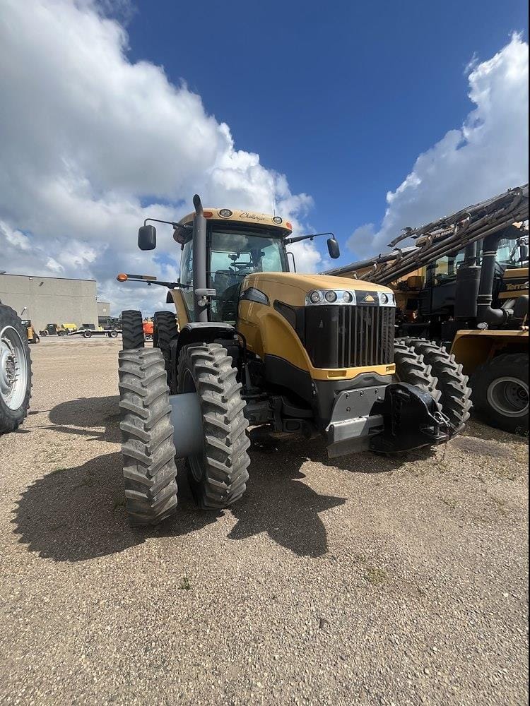 2010 Challenger MT675C Equipment Image0