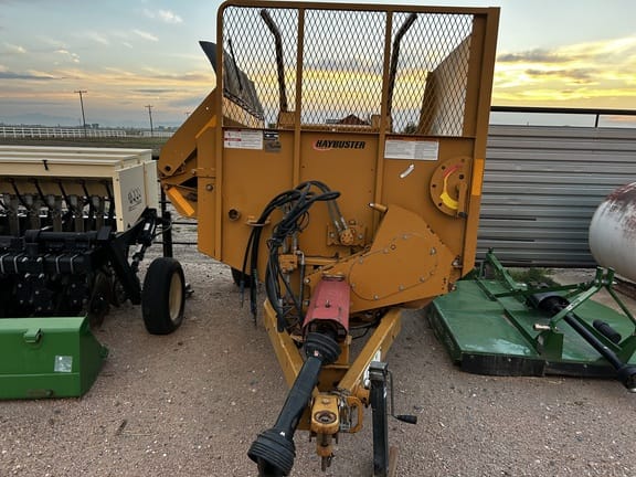2010 Haybuster 2650 Equipment Image0