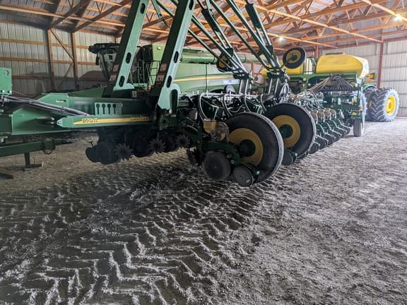 Image of John Deere 1770 Primary image