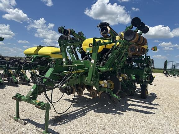 Image of John Deere 1790 Primary image