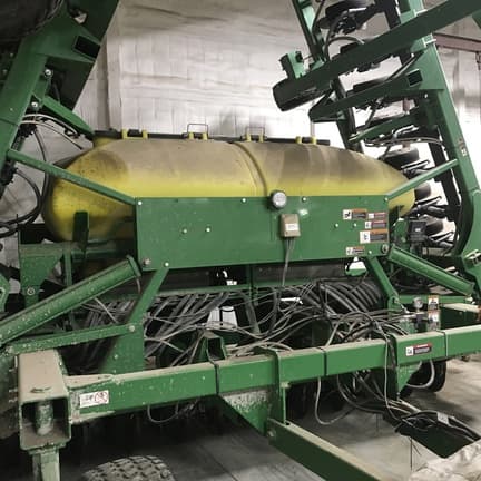 Image of John Deere 1990 Image 1