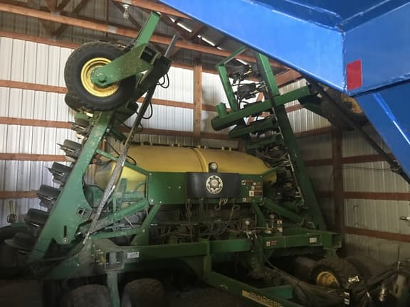 Image of John Deere 1990 Image 0