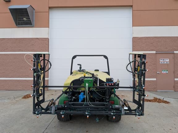 Image of John Deere 2020A equipment image 4