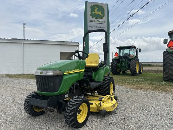 2010 John Deere 2305 Equipment Image0
