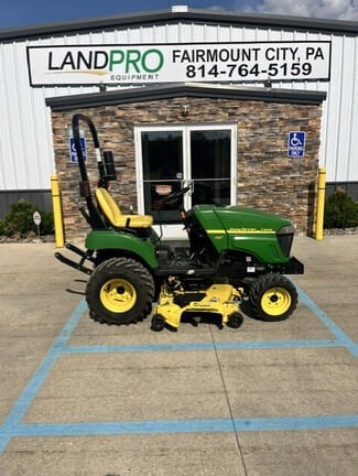 2010 John Deere 2305 Equipment Image0