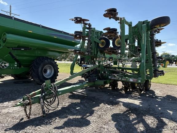 Image of John Deere 2510H Primary image