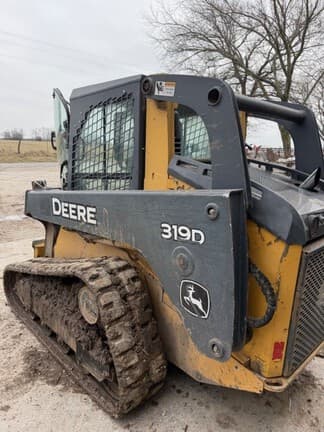 Image of John Deere 319D equipment image 4