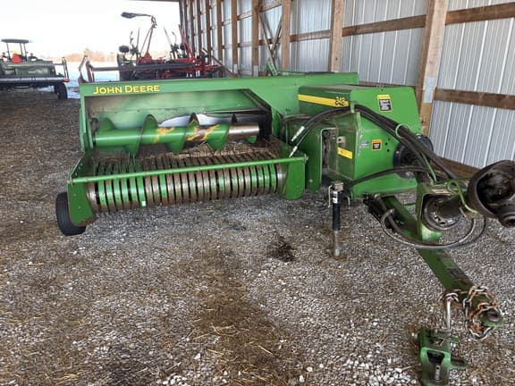 Image of John Deere 348 equipment image 3
