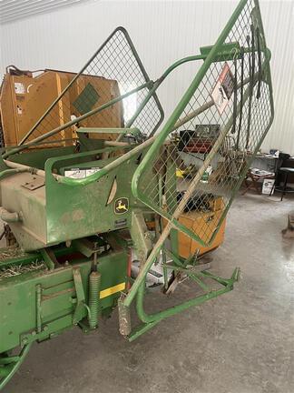 Image of John Deere 348 equipment image 2