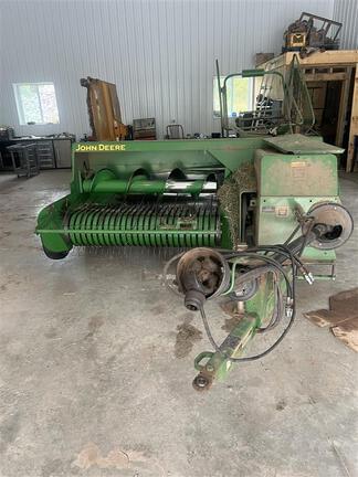 Image of John Deere 348 equipment image 1