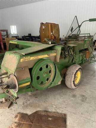 Image of John Deere 348 equipment image 4