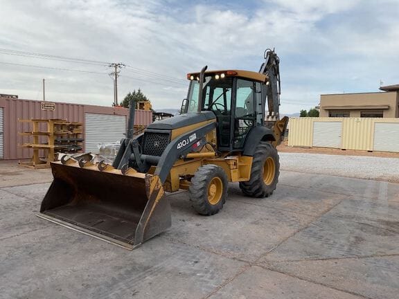2010 John Deere 410J Equipment Image0