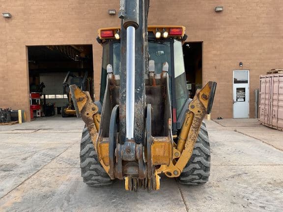 Image of John Deere 410J equipment image 2