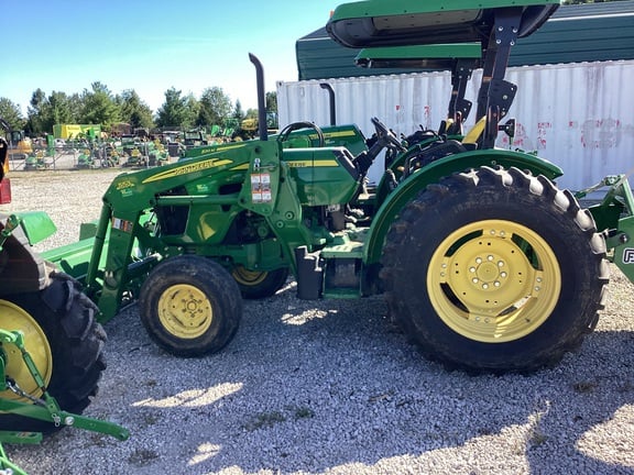 2010 John Deere 5075M Equipment Image0