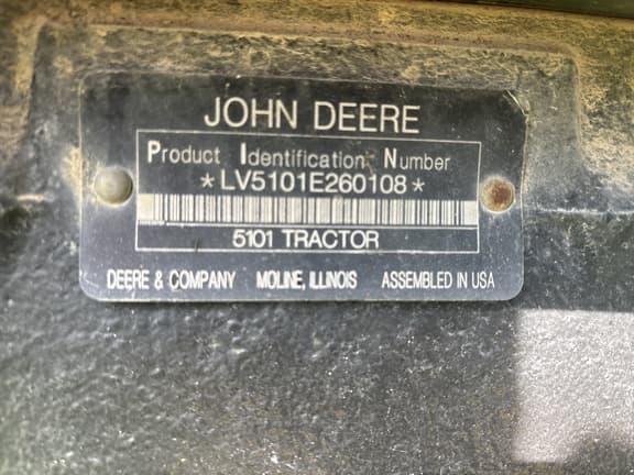 Image of John Deere 5101E equipment image 3